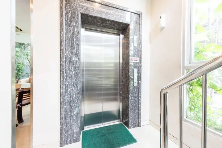 Сурабая: Airy Gubeng Pojok 3 Grand City Surabaya