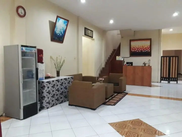 Маланг: Hasanah Guesthouse Sawojajar