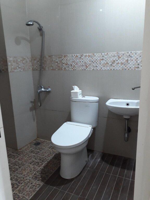 Маланг: Hasanah Guesthouse Sawojajar