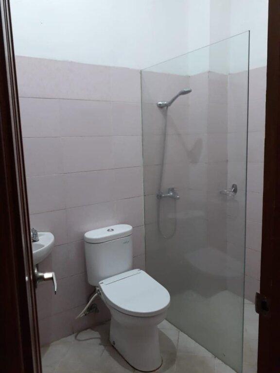 Маланг: Hasanah Guesthouse Sawojajar
