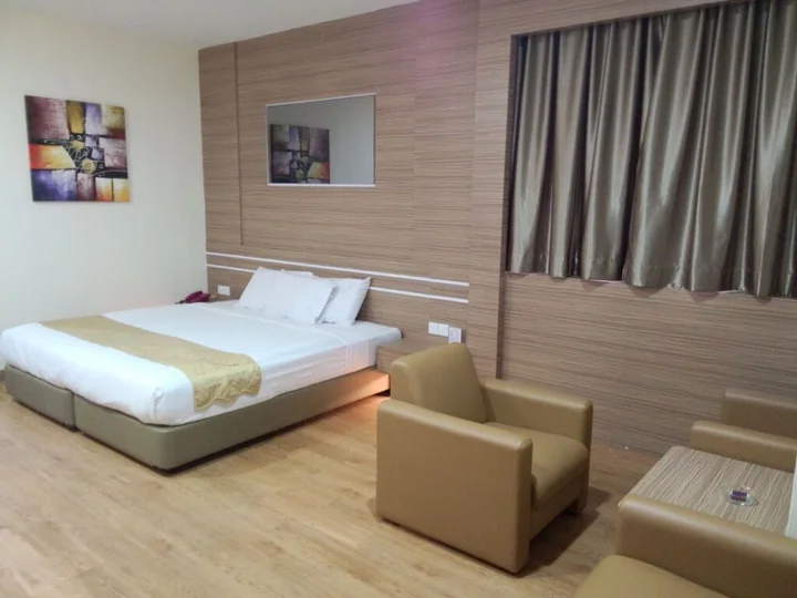 Батам: Holiday Hotel