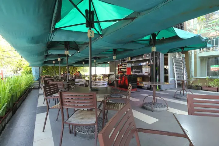 Семаранг: 三宝拢艾里新邦利马哈迈德达赫兰6B酒店(Airy Simpang Lima Ahmad Dahlan 6B Semarang)