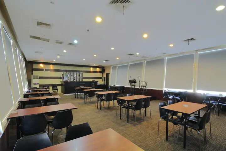 Семаранг: 三宝拢艾里新邦利马哈迈德达赫兰6B酒店(Airy Simpang Lima Ahmad Dahlan 6B Semarang)