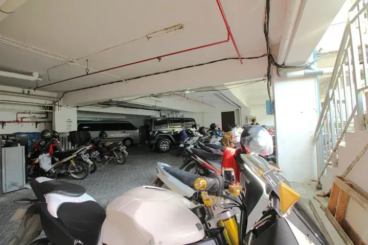 Семаранг: 三宝拢艾里新邦利马哈迈德达赫兰6B酒店(Airy Simpang Lima Ahmad Dahlan 6B Semarang)