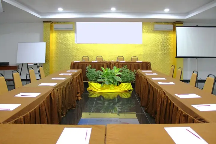 Батам: Seruni Internasional