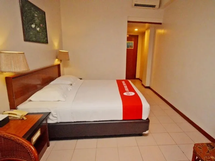 Батам: Seruni Internasional