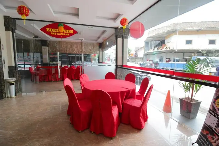 Батам: Airy Penuin Center Batam