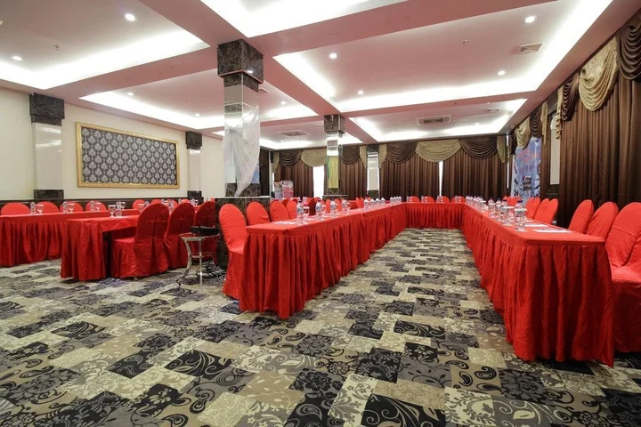 Батам: Airy Penuin Center Batam