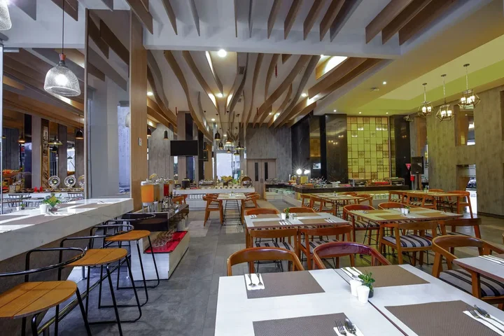 Палембанг: The 1O1 Palembang Rajawali