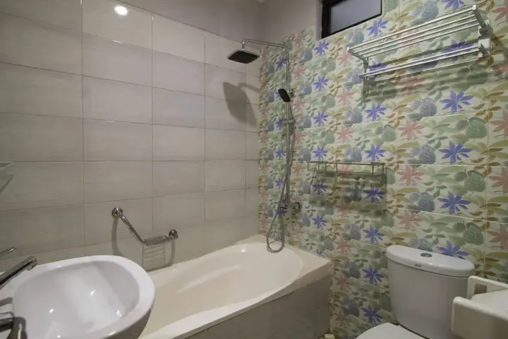 Сибату: RedDoorz @ Taman Simpruk Cikarang