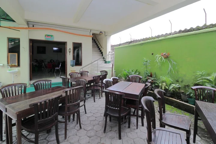 Депок: Airy Eco Bandara Adisutjipto Kenanga 3A Yogyakarta