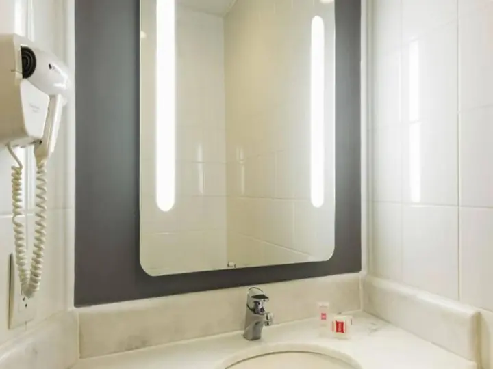 Джокьякарта: ibis Yogyakarta Adi Sucipto