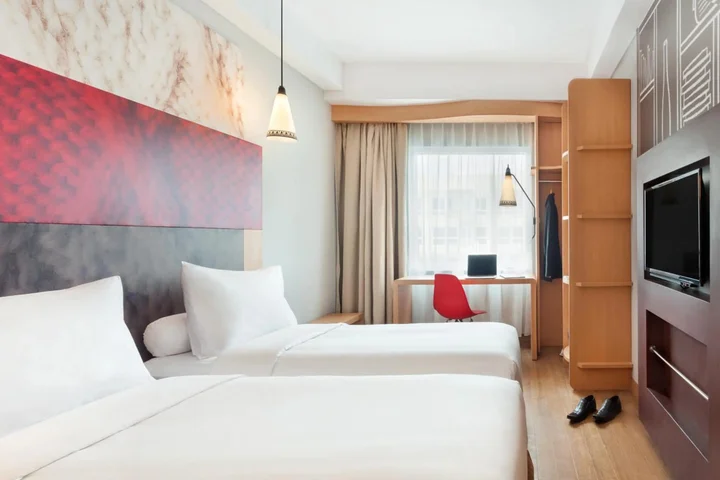 Джокьякарта: ibis Yogyakarta Adi Sucipto