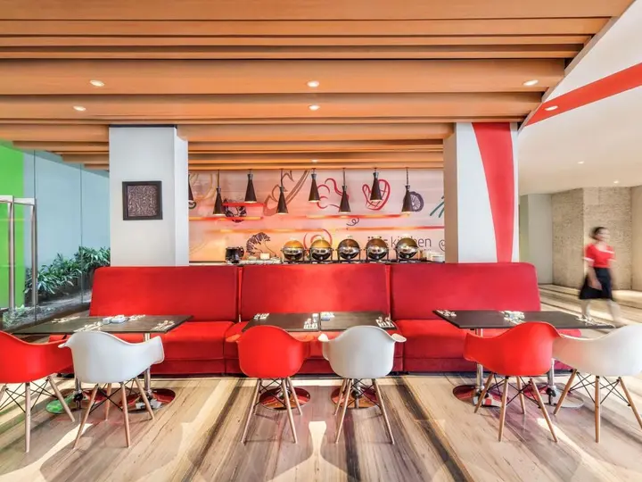 Джокьякарта: ibis Yogyakarta Adi Sucipto