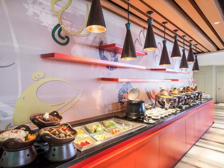 Джокьякарта: ibis Yogyakarta Adi Sucipto