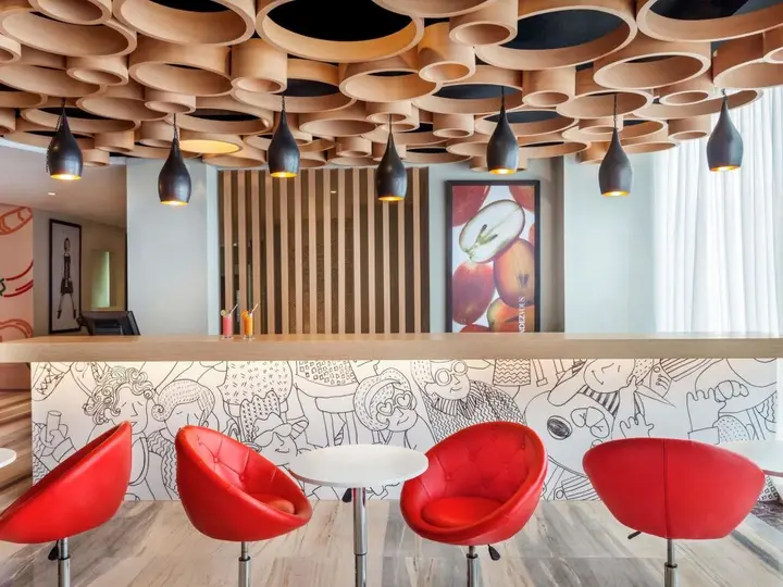 Джокьякарта: ibis Yogyakarta Adi Sucipto