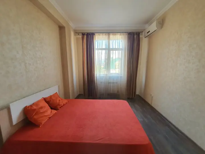 Апартаменты Уютная 1к Квартира на Мира от HomeHotelSochi — фото 1