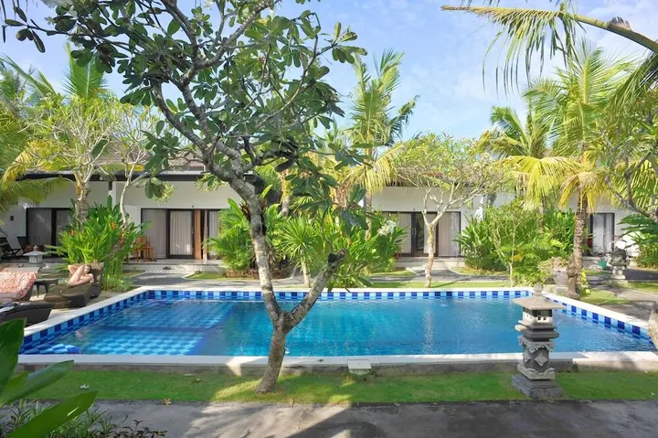 Беноа: Airy Nusa Dua Pratama Gang Pandu 71 Bali
