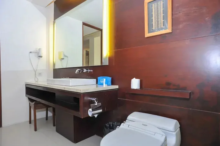 Беноа: 艾里巴厘岛努沙杜瓦比诺阿 61 号普拉塔玛酒店(Airy Nusa Dua Pratama 61 Benoa Bali)