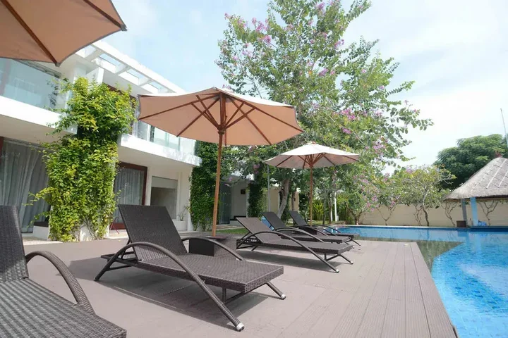 Беноа: 艾里巴厘岛努沙杜瓦比诺阿 61 号普拉塔玛酒店(Airy Nusa Dua Pratama 61 Benoa Bali)