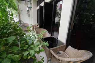 Сурабая: RedDoorz near Gubeng Station