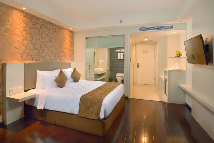 Депок: Platinum Adisucipto Hotel & Conference