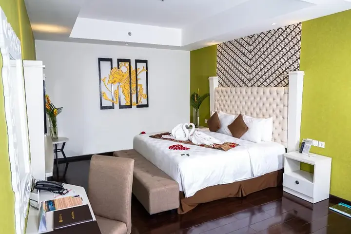 Депок: Platinum Adisucipto Hotel & Conference