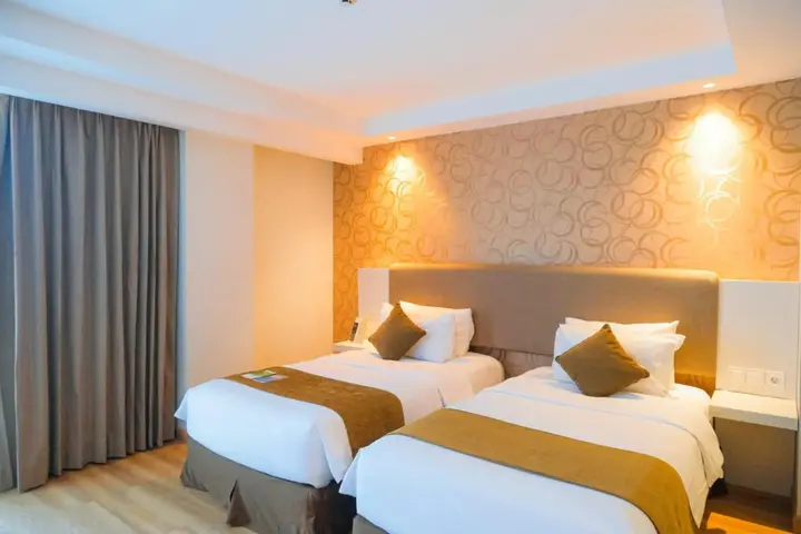 Депок: Platinum Adisucipto Hotel & Conference