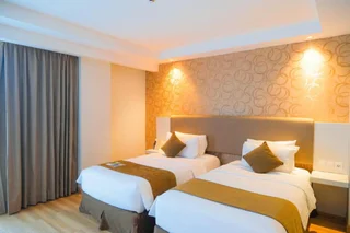 Депок: Platinum Adisucipto Hotel & Conference