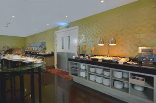 Депок: Platinum Adisucipto Hotel & Conference