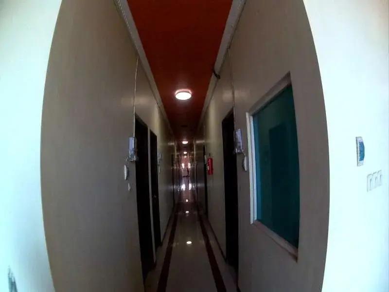 Сурабая: Mac Dkost Hotel