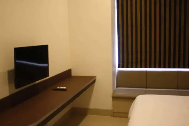 Сукабуми: Sparks Odeon Sukabumi - Artotel Curated