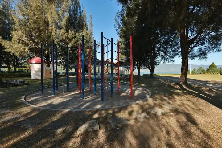 Озеро Тоба: Hotel Niagara Parapat