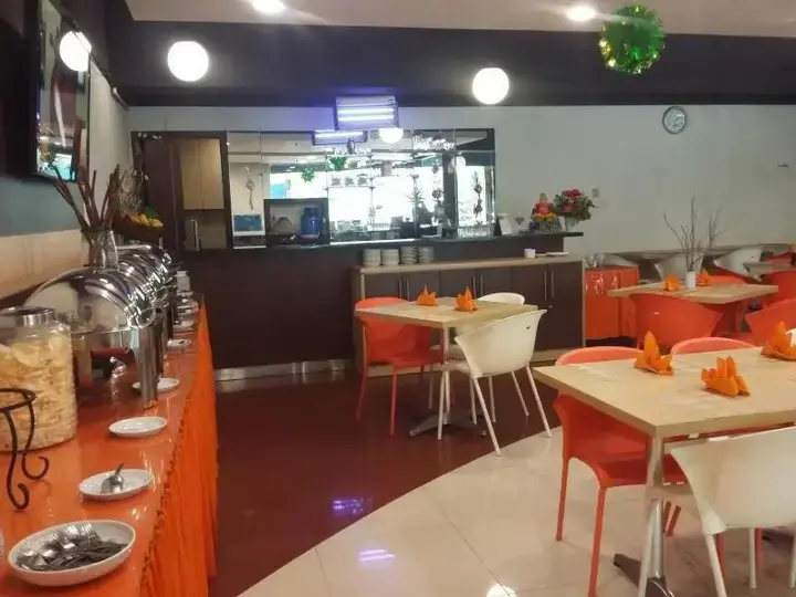 Макассар: JL Star Hotel