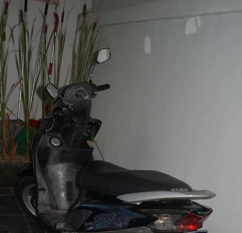carousel image 1