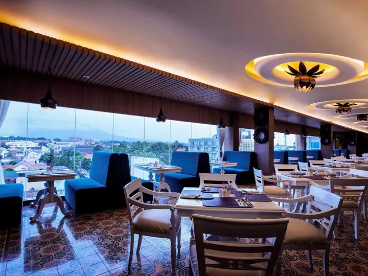 Джокьякарта: Grand Mercure Yogyakarta Adi Sucipto