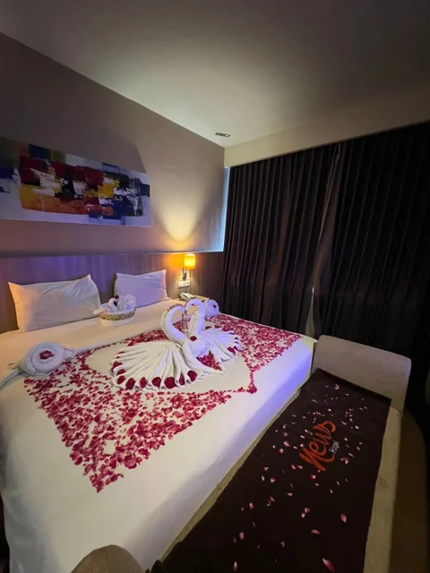 Сурабая: News Hotel Surabaya by Graha Pena Jawa Pos