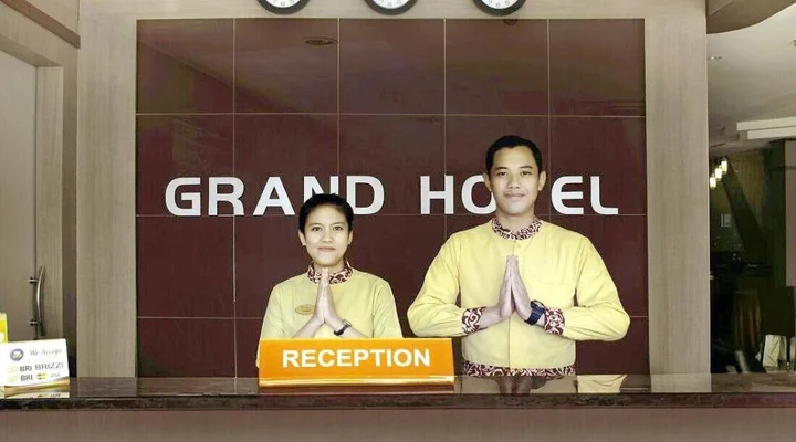 Сампит: Grand Hotel Sampit