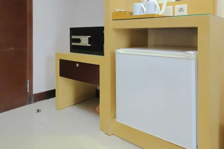 Семаранг: 三宝拢艾里新邦利马哈迈德达赫兰6B酒店(Airy Simpang Lima Ahmad Dahlan 6B Semarang)