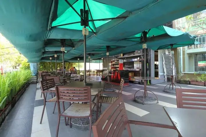Семаранг: 三宝拢艾里新邦利马哈迈德达赫兰6B酒店(Airy Simpang Lima Ahmad Dahlan 6B Semarang)