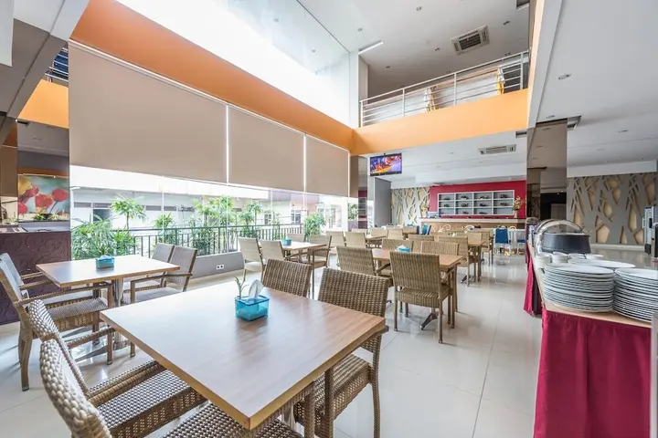 Понтианак: Airy Tengah Merdeka Barat 428 Pontianak