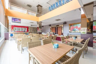 Понтианак: Airy Tengah Merdeka Barat 428 Pontianak