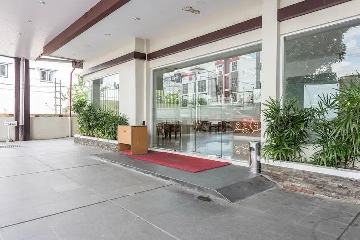 Понтианак: Airy Tengah Merdeka Barat 428 Pontianak