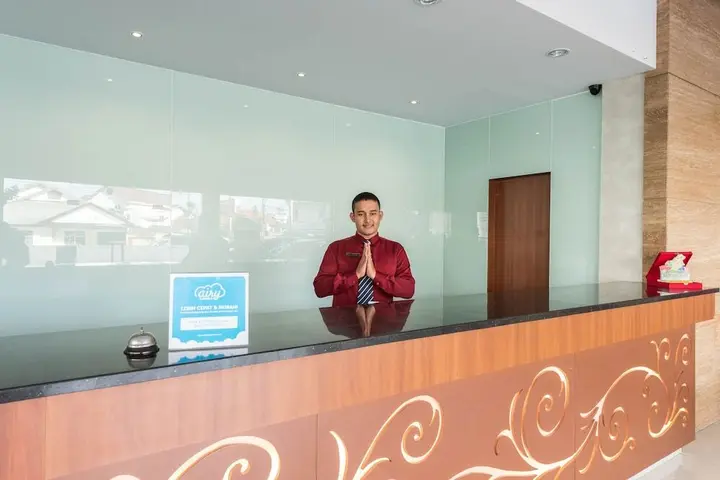 Понтианак: Airy Tengah Merdeka Barat 428 Pontianak