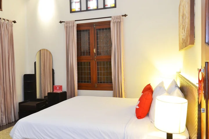 Маланг: ZEN Premium Merbabu Malang