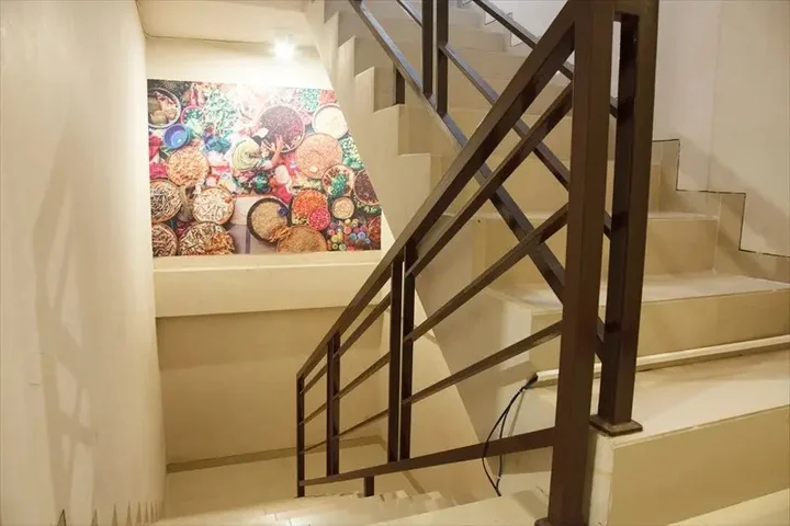 Сурабая: RedDoorz @ Dukuh Kupang Timur