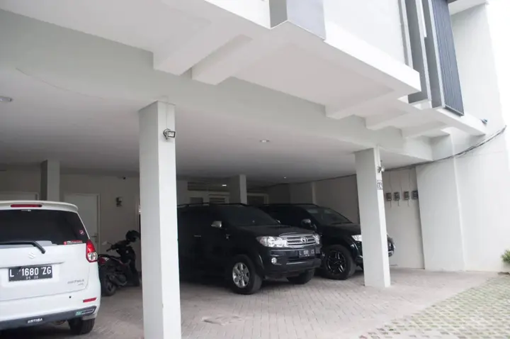 Сурабая: RedDoorz Diponegoro