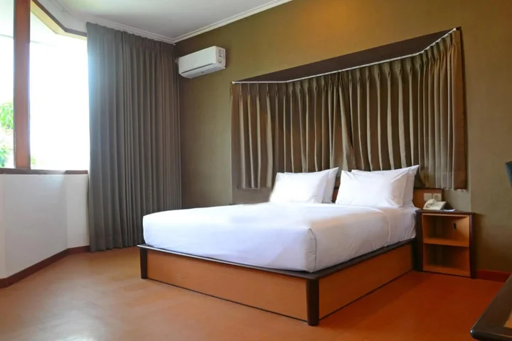 Бату: Samara Resort