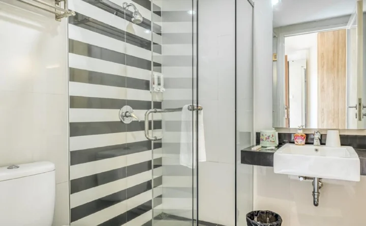 Сурабая: Sunshine Family Homestay near Terminal 1 Juanda Airport