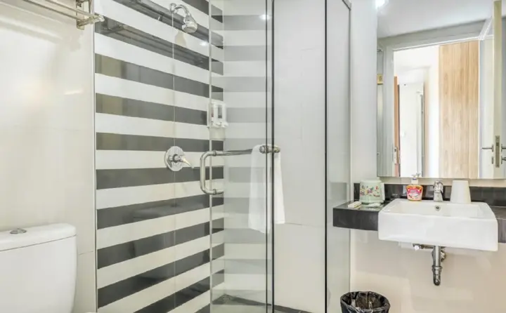 Сурабая: Sunshine Family Homestay near Terminal 1 Juanda Airport